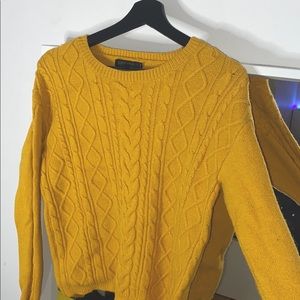 I am selling this cozy mustard yellow sweater !